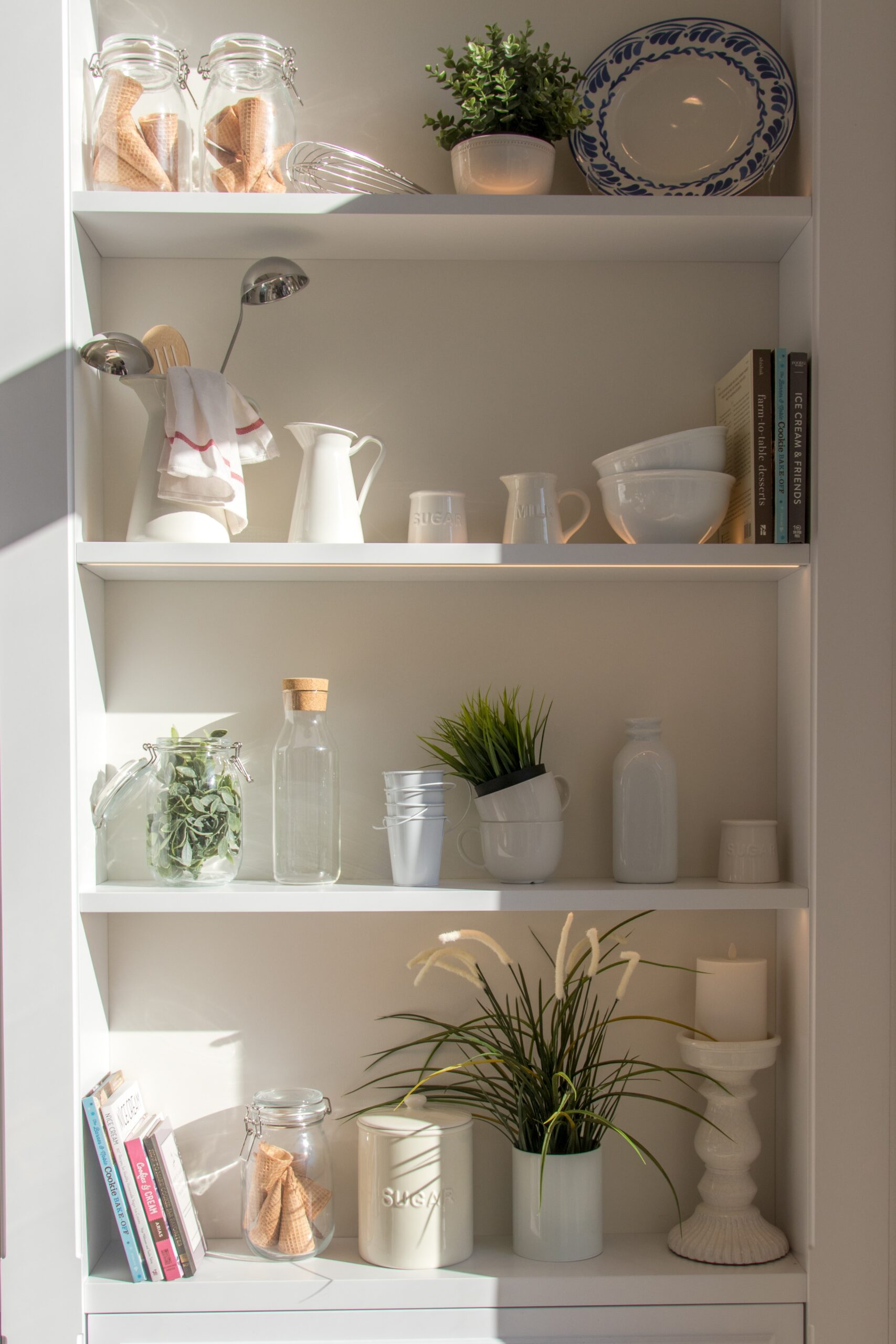delcuttering and personal styling Brisbane